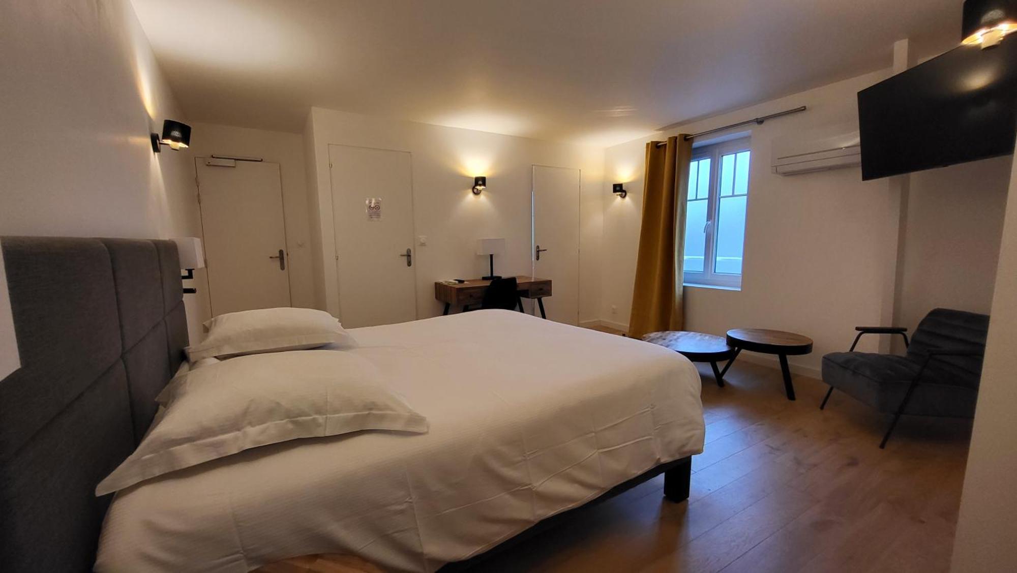 Hotel De Normandie Эврё Экстерьер фото