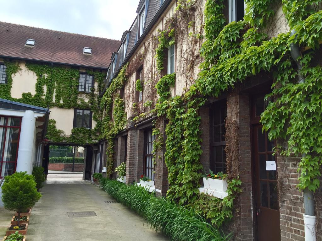 Hotel De Normandie Эврё Экстерьер фото